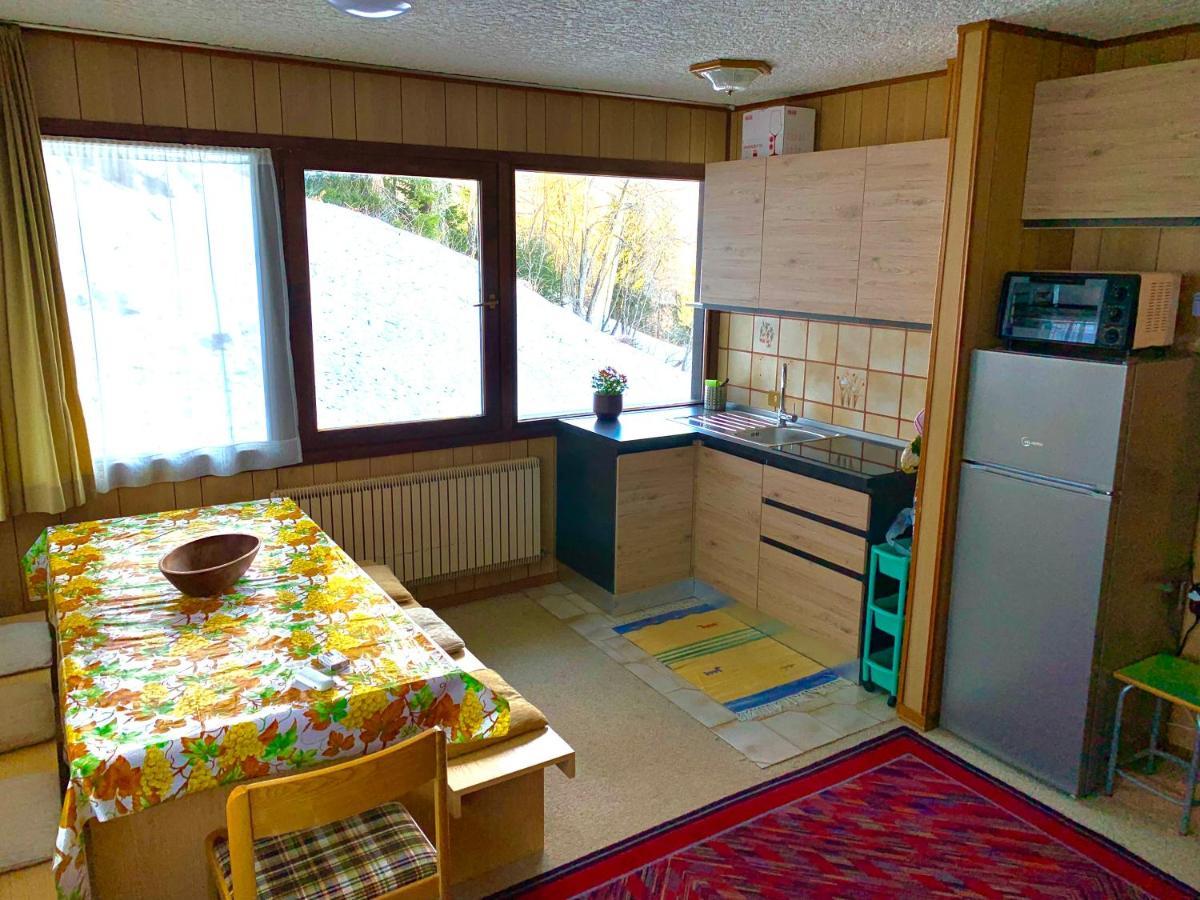 **New**Marilleva 1400**Trilocale Sulle Piste Apartment Екстериор снимка