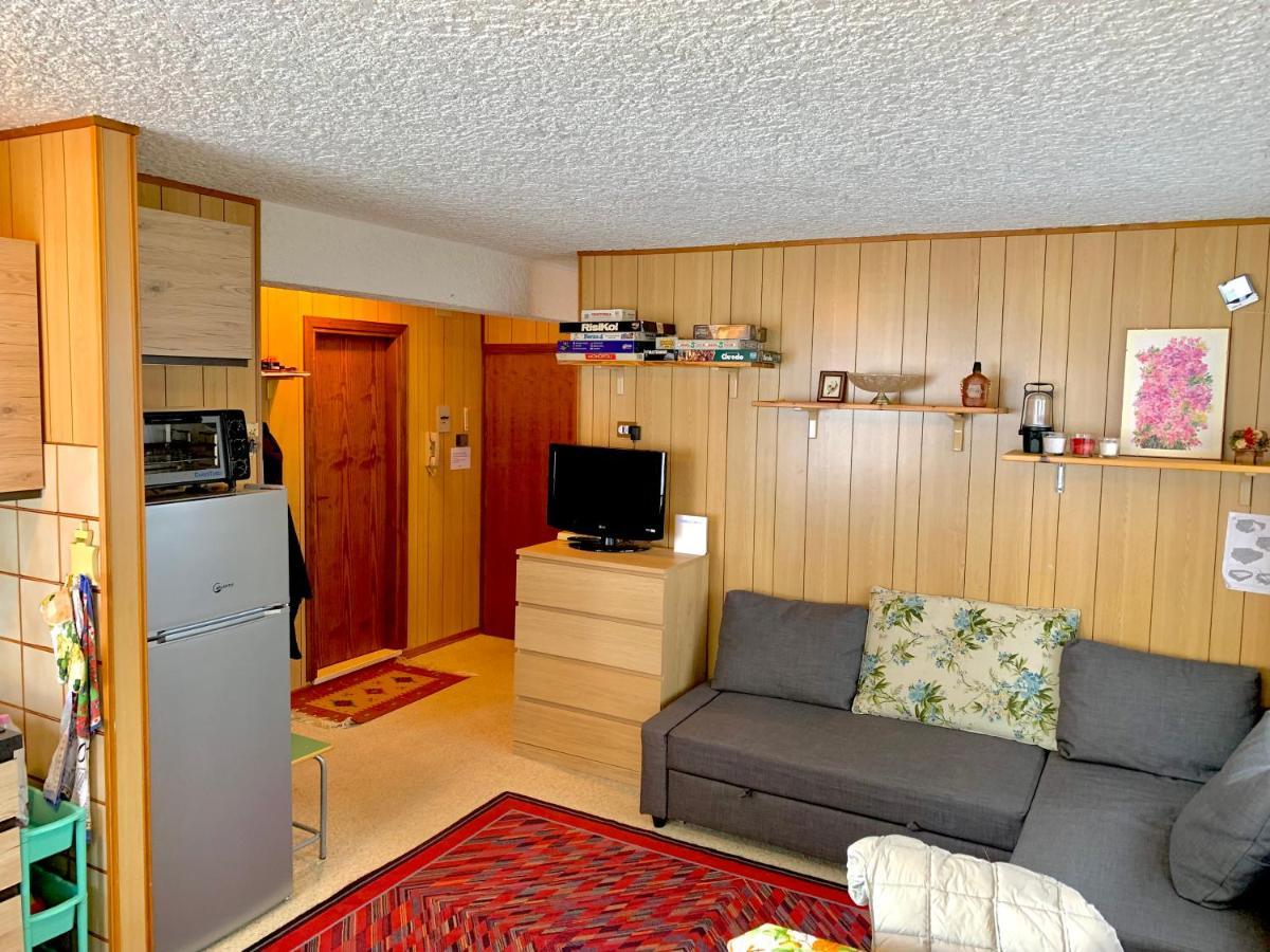 **New**Marilleva 1400**Trilocale Sulle Piste Apartment Екстериор снимка