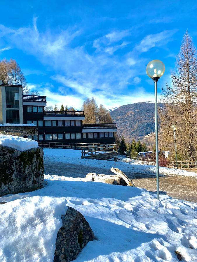 **New**Marilleva 1400**Trilocale Sulle Piste Apartment Екстериор снимка